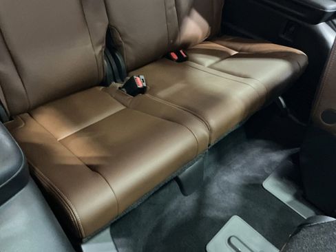 Used 2023 Subaru Ascent Touring image 31