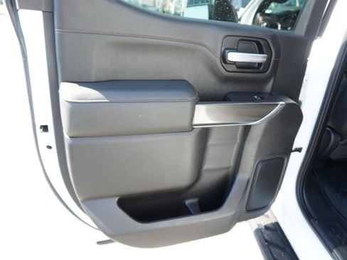 Used 2021 GMC Sierra 1500 AT4 w/ AT4 Value Package AWD/4WD image 16