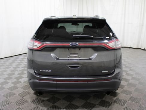 Used 2015 Ford Edge SE image 30