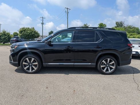 Used 2024 Honda Pilot Elite image 5