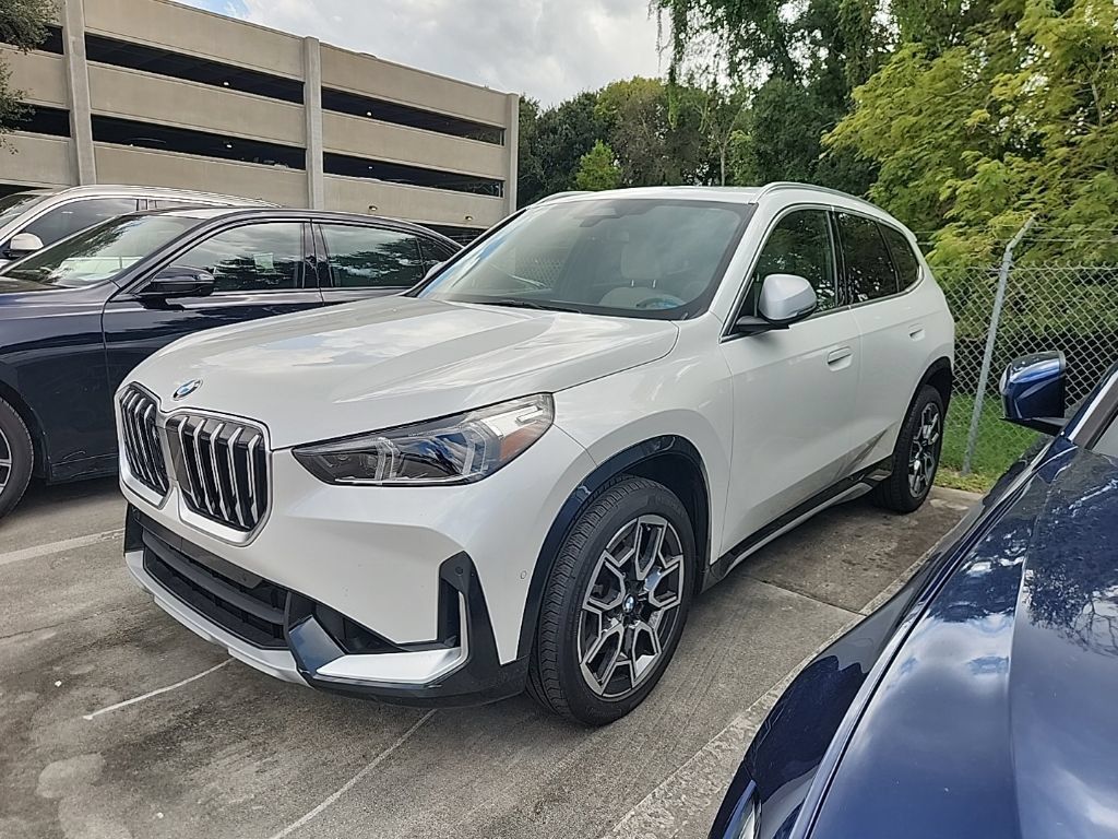 Used 2023 BMW X1 xDrive28i w/ Convenience Package AWD/4WD image 1