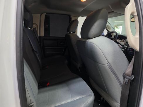 Used 2019 RAM 1500 Express w/ Express Value Package AWD/4WD image 22
