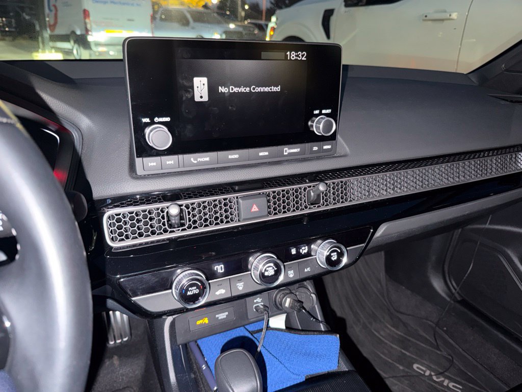 Used 2024 Honda Civic Sport image 7