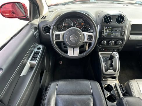Used 2016 Jeep Compass High Altitude FWD image 25