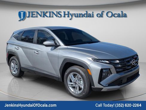 New 2026 Hyundai Tucson SE image 1