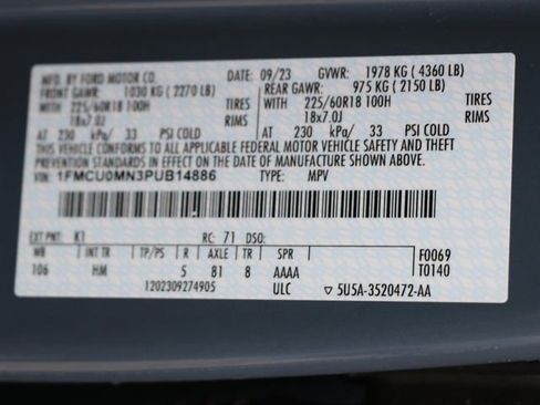 Used 2023 Ford Escape ST-Line w/ Tech Pack #1 FWD image 31
