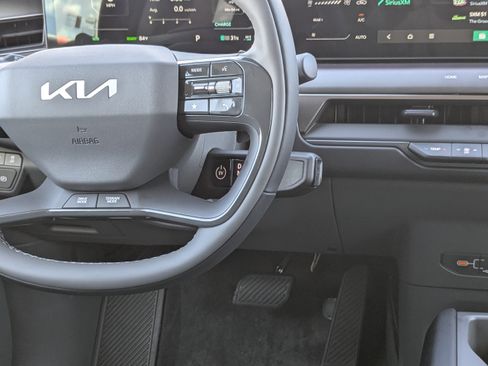 New 2026 Kia EV9 Wind image 23