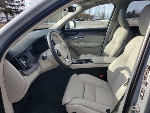 New 2026 Volvo XC90 T8 Ultra w/ Protection Package Premier AWD/4WD image 15
