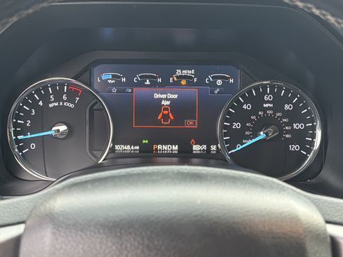 Used 2020 Ford Expedition Platinum image 32