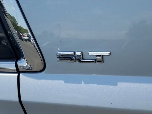 Used 2019 GMC Yukon SLT w/ Open Road Package image 12