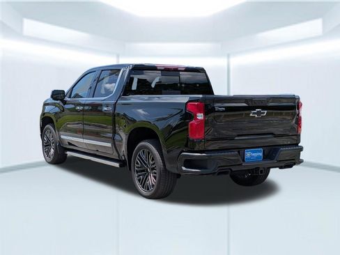 New 2026 Chevrolet Silverado 1500 High Country w/ Technology Package AWD/4WD image 4