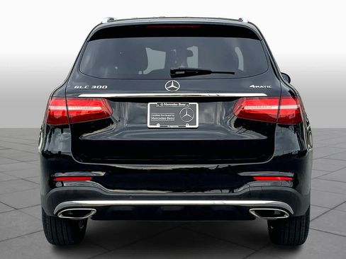 Used 2019 Mercedes-Benz GLC 300 4MATIC image 4