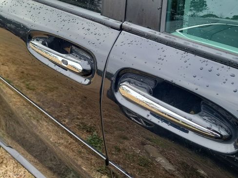 Used 2021 Toyota Sienna XLE w/ XLE Plus Package image 12