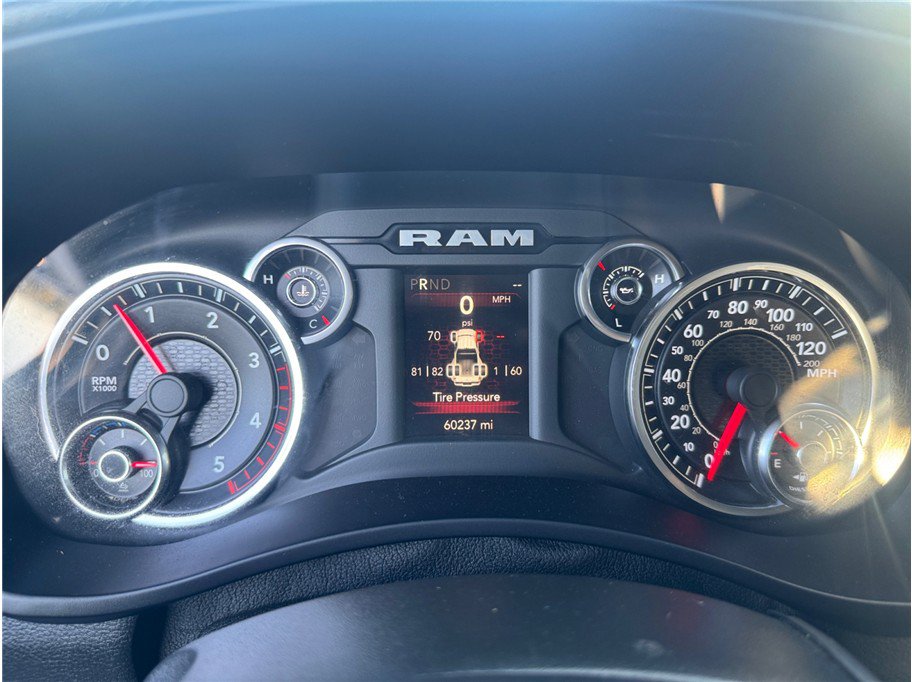 Used 2021 RAM 5500 Tradesman w/ Chrome Appearance Group AWD/4WD image 14