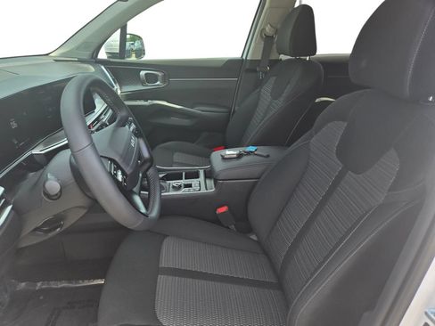Certified 2026 Kia Sorento LX FWD image 18