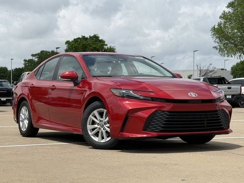 Certified 2025 Toyota Camry LE image 2