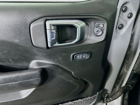 Used 2023 Jeep Wrangler Unlimited w/ 8.4" Radio Group AWD/4WD image 15