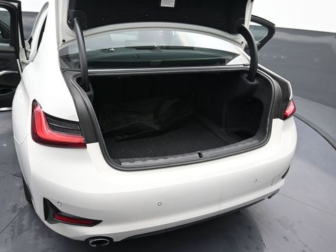 Used 2022 BMW 330i xDrive 330i xDrive w/ Premium Package 2 image 17