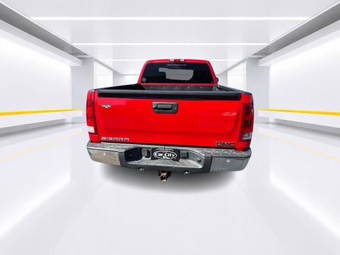 Used 2013 GMC Sierra 1500 SLT w/ SLT Convenience Package AWD/4WD image 5