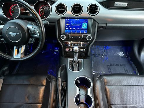 Used 2021 Ford Mustang Premium image 13