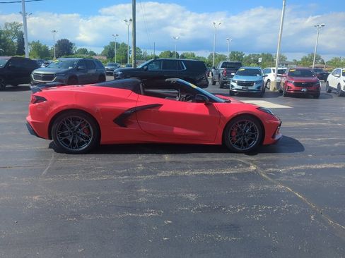 Certified 2024 Chevrolet Corvette Stingray Preferred Conv w/ Z51 Performance Package RWD image 11