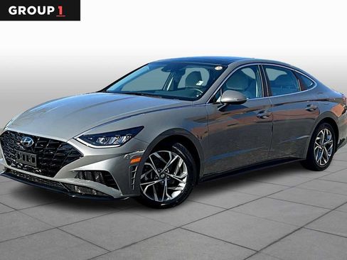 Used 2023 Hyundai Sonata SEL w/ Convenience Package image 1