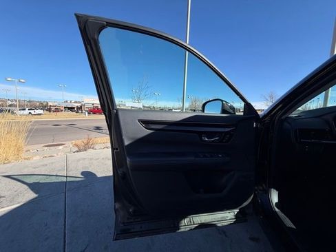 Used 2025 Honda CR-V EX-L image 10