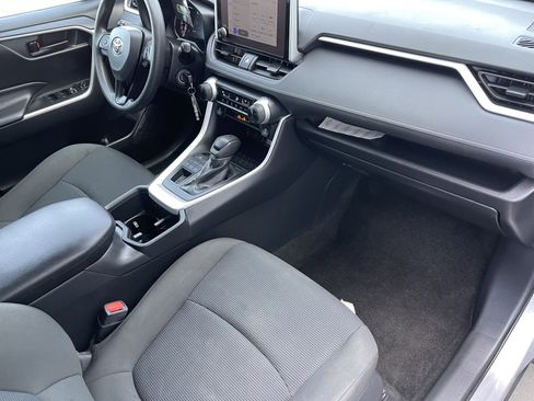 Used 2024 Toyota RAV4 LE image 29