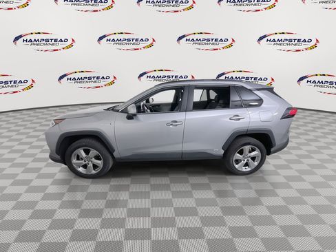 Used 2021 Toyota RAV4 Limited AWD/4WD image 5