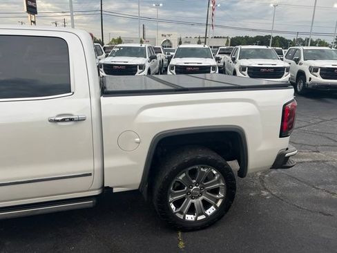 Used 2018 GMC Sierra 1500 Denali w/ Denali Ultimate Package AWD/4WD image 8