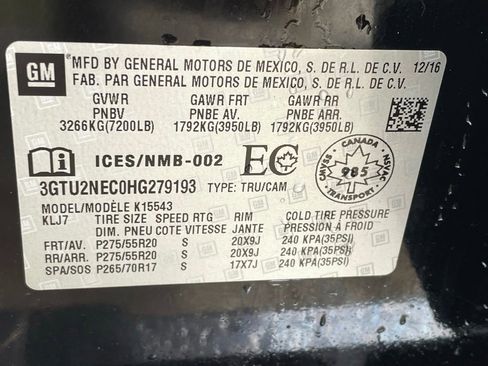 Used 2017 GMC Sierra 1500 SLT AWD/4WD image 32