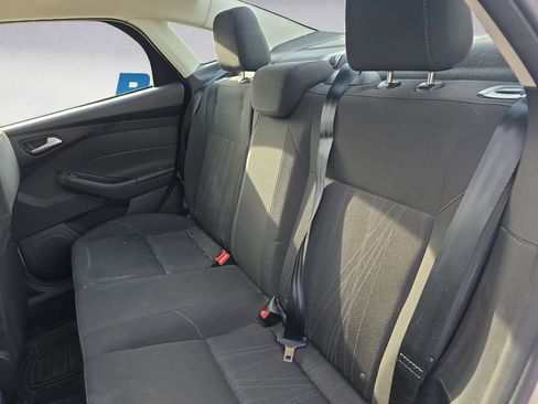 Used 2017 Ford Focus SE image 13