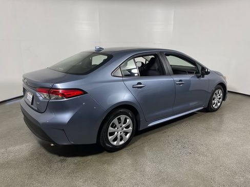 Certified 2024 Toyota Corolla LE FWD image 3