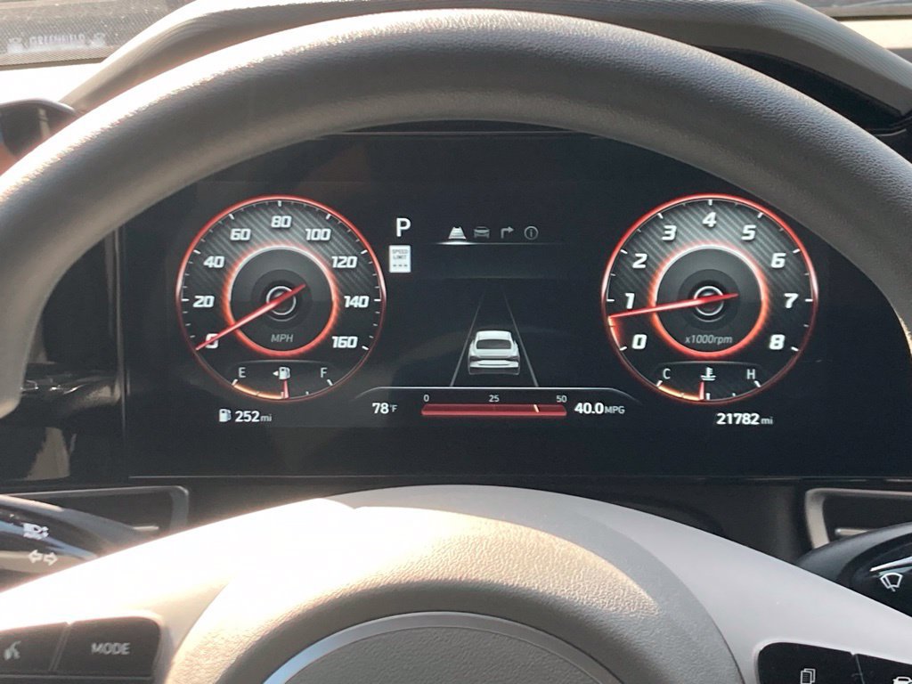 Used 2024 Hyundai Elantra SEL FWD image 9