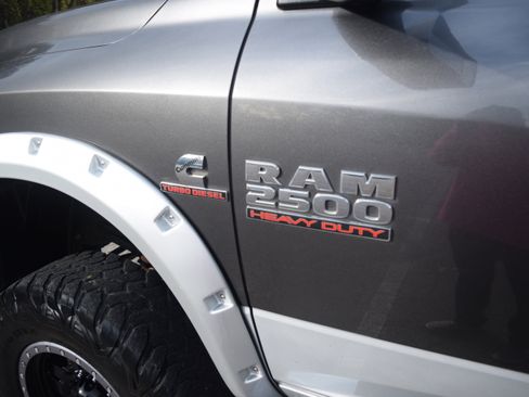 Used 2015 RAM 2500 Laramie image 27