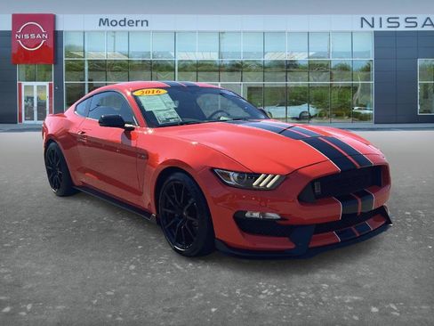 Used 2016 Ford Mustang Shelby GT350 w/ Technology Package RWD image 3