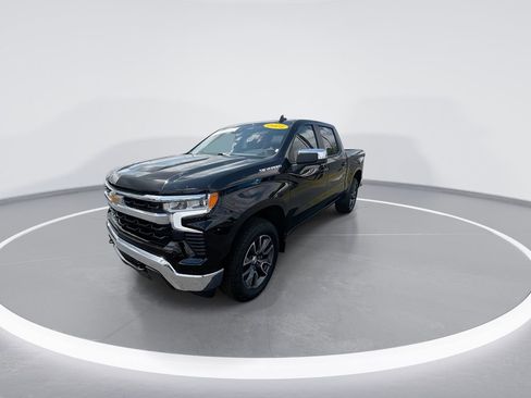 Used 2023 Chevrolet Silverado 1500 LT AWD/4WD image 4
