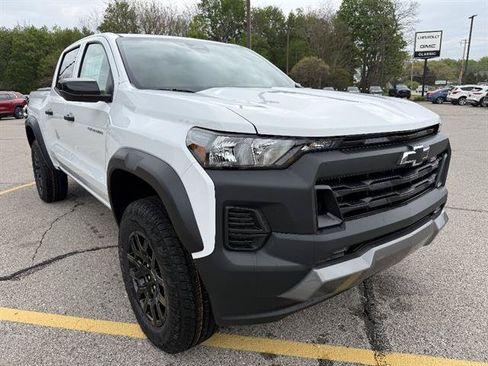 New 2026 Chevrolet Colorado Trail Boss AWD/4WD image 9