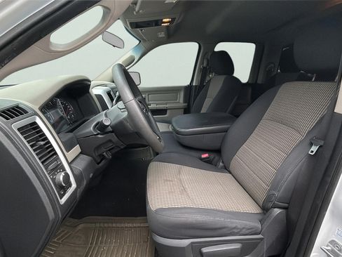 Used 2012 RAM 1500 Classic SLT RWD image 23