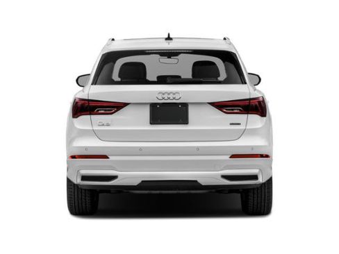 Used 2020 Audi Q3 2.0T Premium w/ Convenience Package AWD/4WD image 5