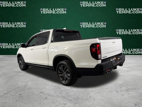 Used 2025 Honda Ridgeline Sport image 7