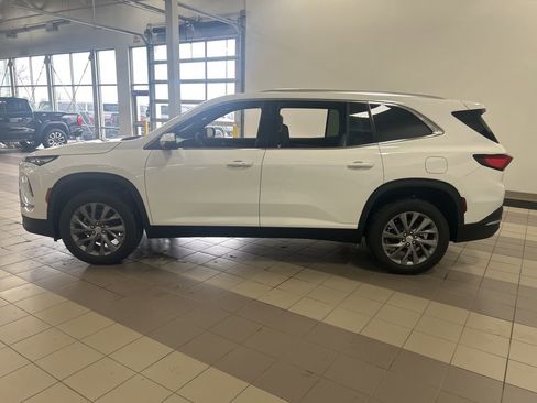 Used 2026 Buick Enclave Preferred w/ Power Package AWD/4WD image 2