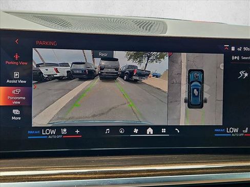 Used 2025 BMW X5 sDrive40i w/ Parking Assistance Package RWD image 14