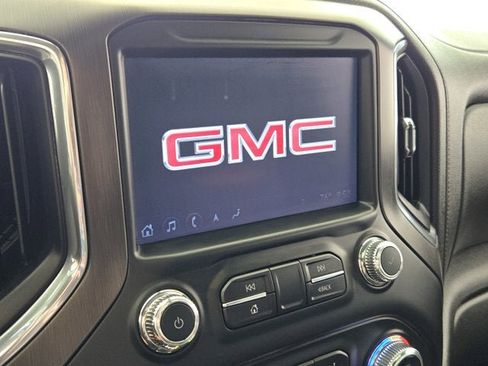 Used 2022 GMC Sierra 1500 AT4 image 23