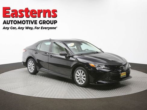Used 2019 Toyota Camry LE FWD image 50