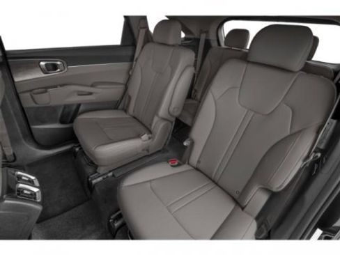 Used 2024 Kia Sorento X-Line EX image 16