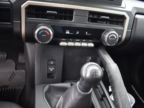 Used 2024 Toyota Tacoma SR image 20