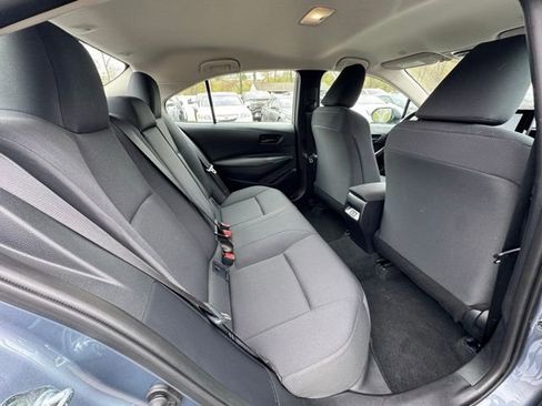 Used 2025 Toyota Corolla LE FWD image 13