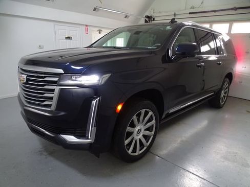 Certified 2024 Cadillac Escalade ESV Premium Luxury Platinum w/ LPO, Floor Liner Package AWD/4WD image 21