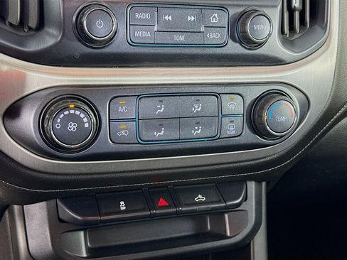 Used 2018 GMC Canyon SLE RWD image 21